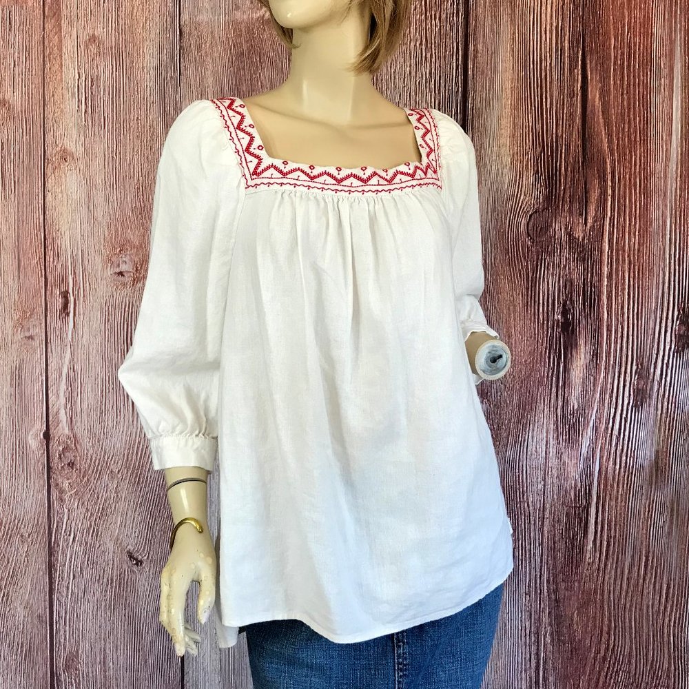 Universal Thread Peasant Top Large - image 1
